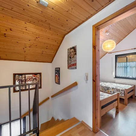 Elisabeth Mit Fasssauna *