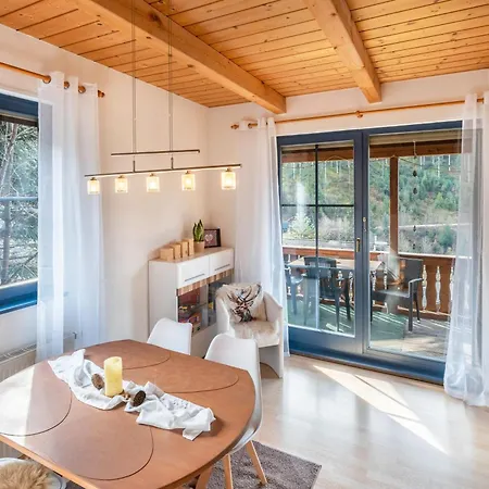 Elisabeth Mit Fasssauna